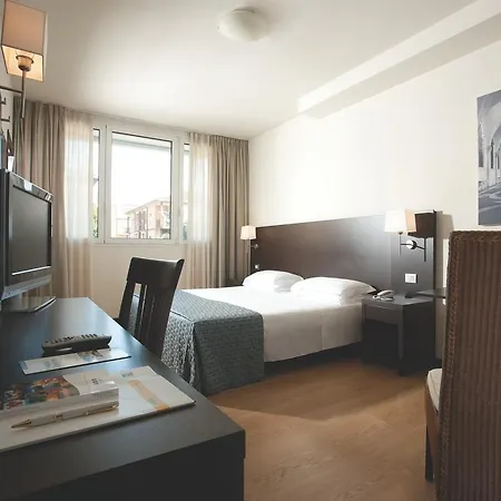 Delfino Venezia 4*