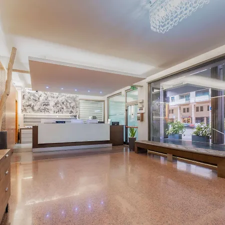 Delfino Venezia Местре