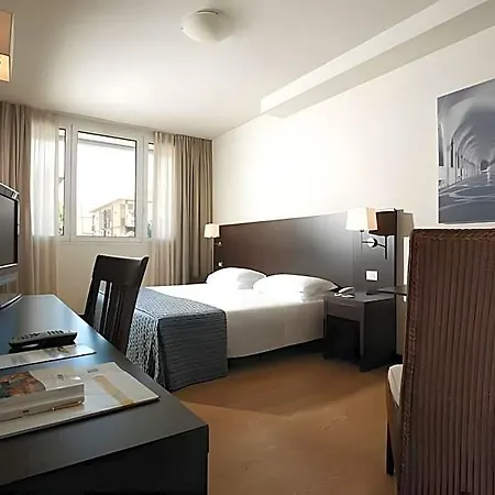 Delfino Venezia 4*