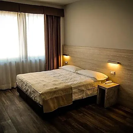 Delfino Venezia Szálloda 4*