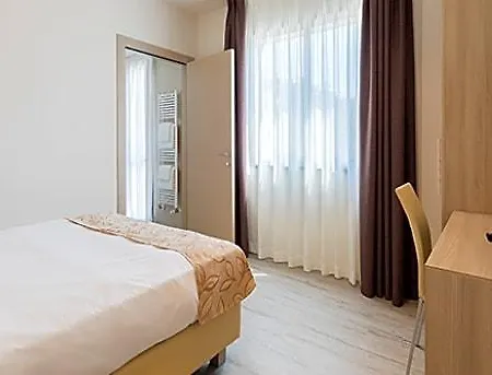 Delfino Venezia 4*