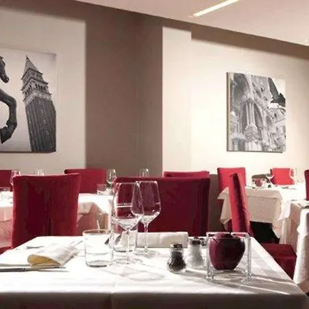 Delfino Venezia 4*