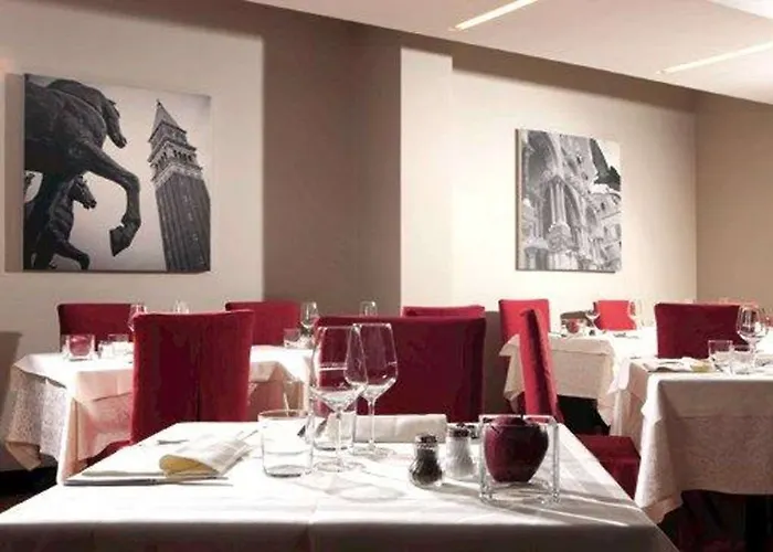 Delfino Venezia 4*