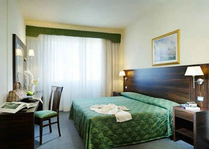 Hotel Delfino Venezia 4*